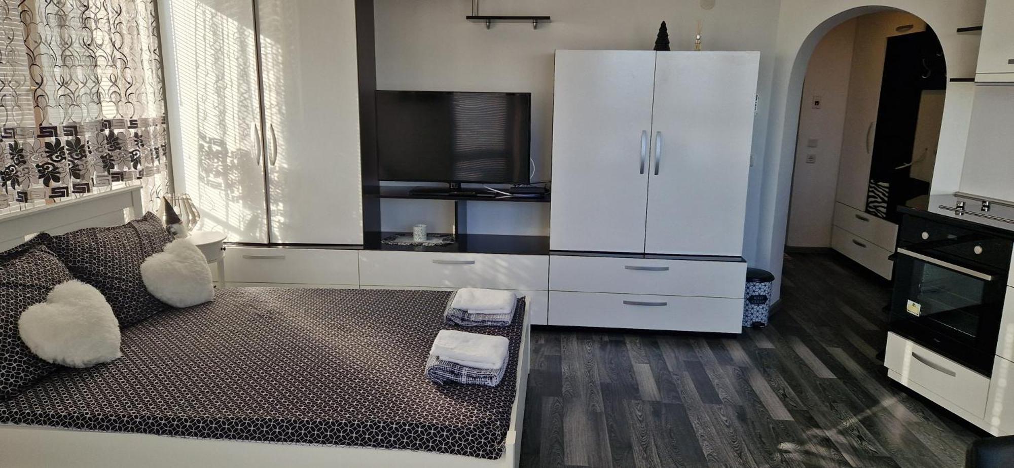 Black And White Apartment Karlovo Extérieur photo